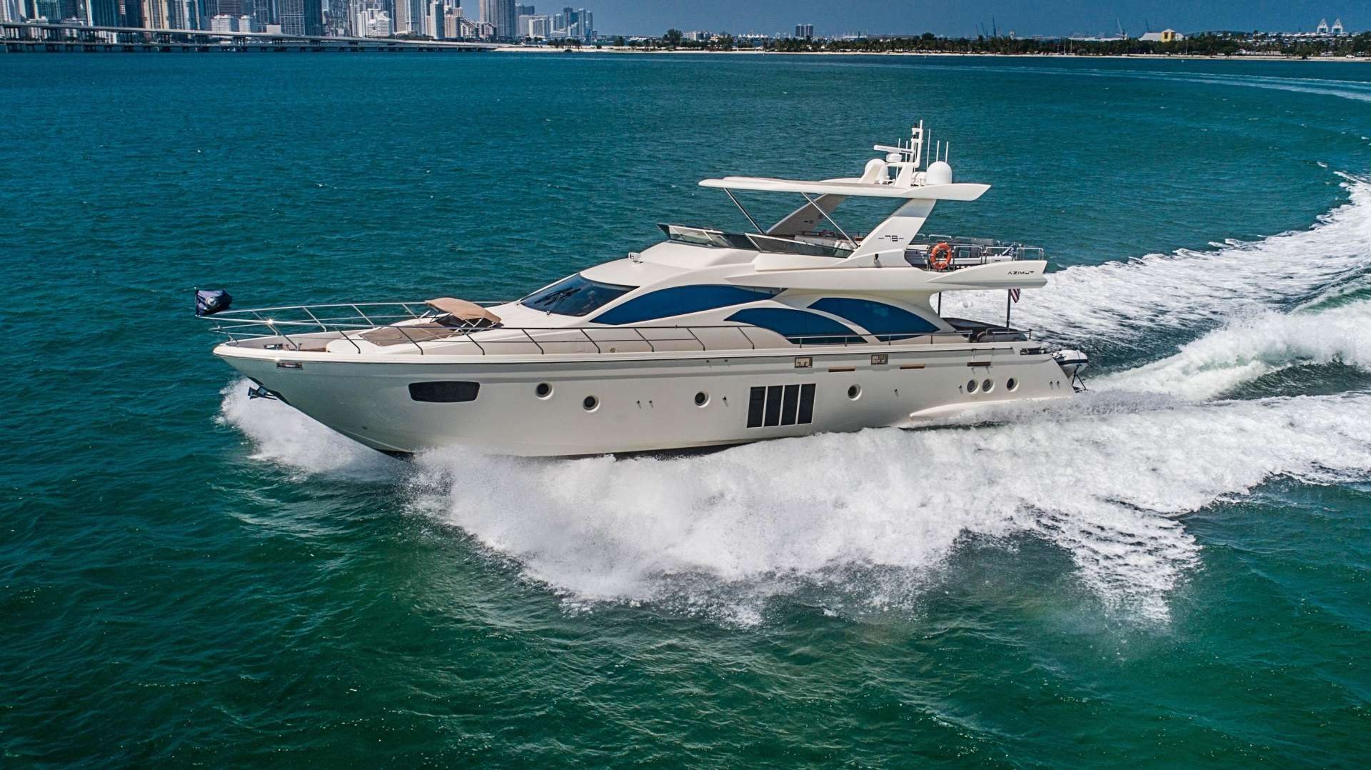 yacht-145143