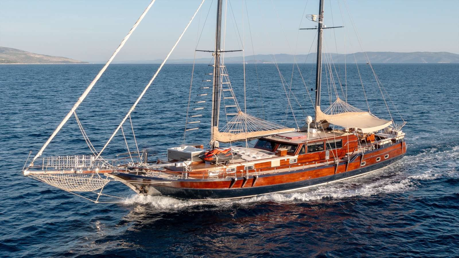 yacht-88823