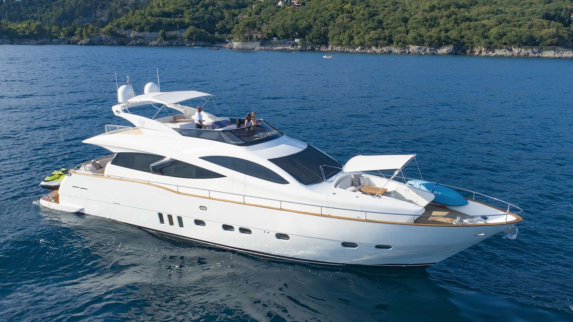 yacht-109909