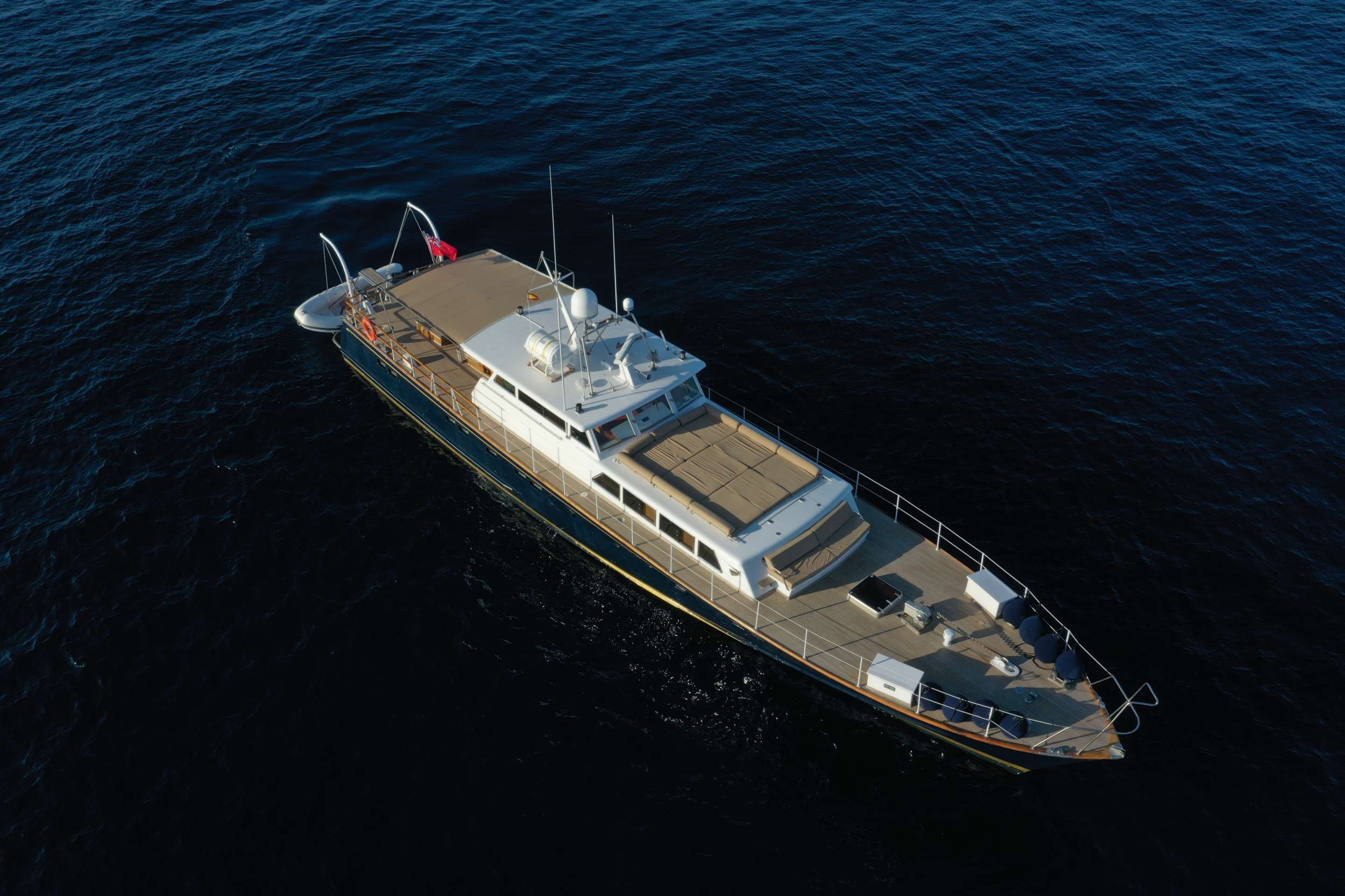 yacht-127987