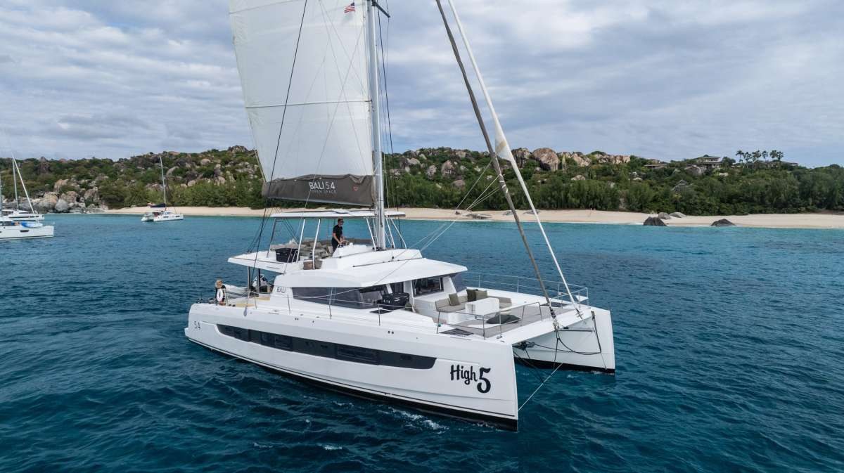 yacht-156120