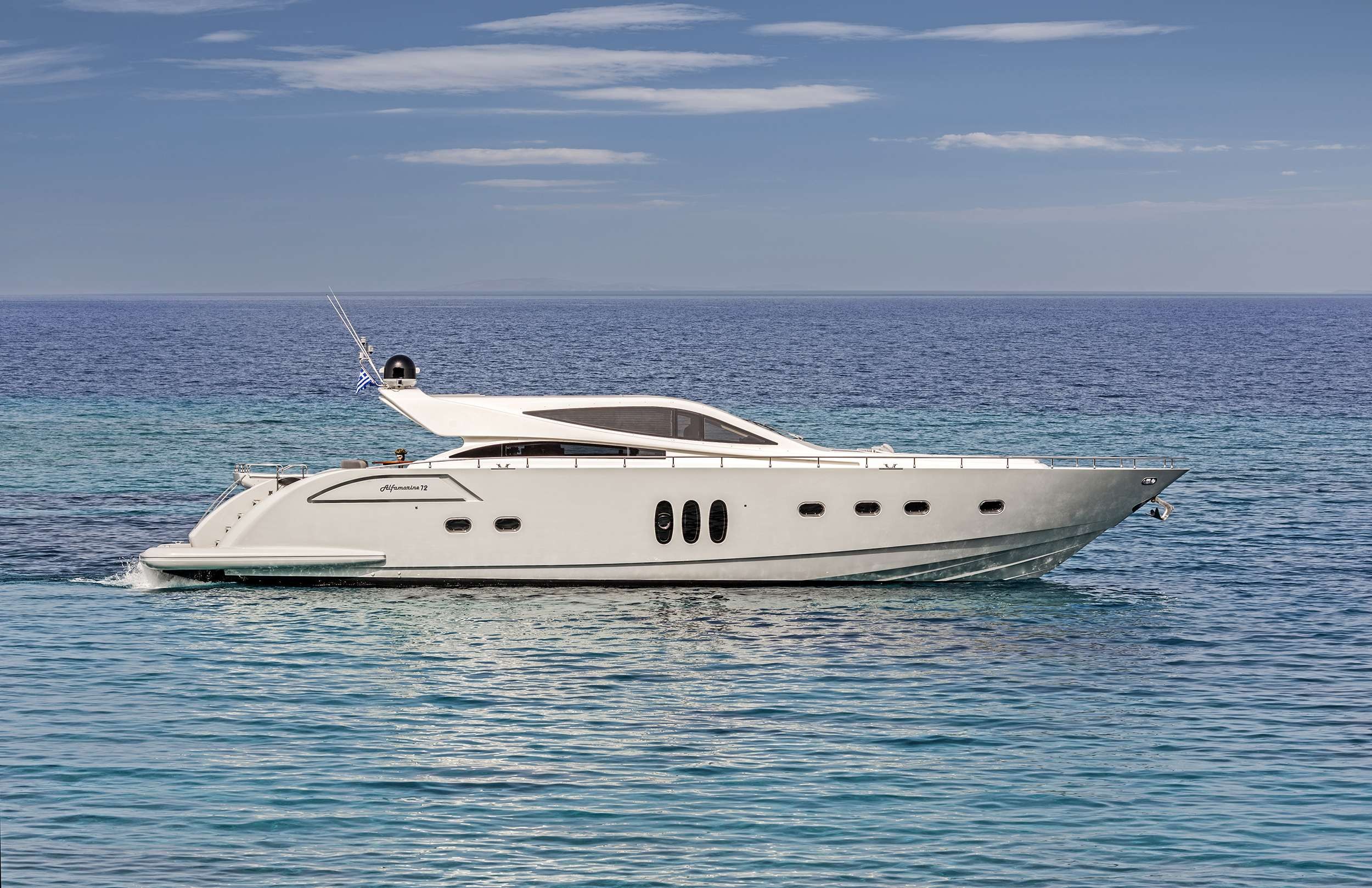 yacht-311555