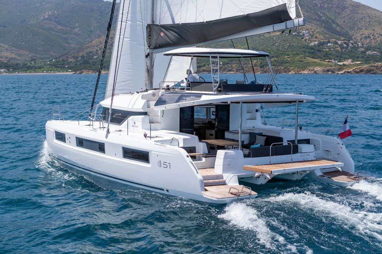 yacht-357711