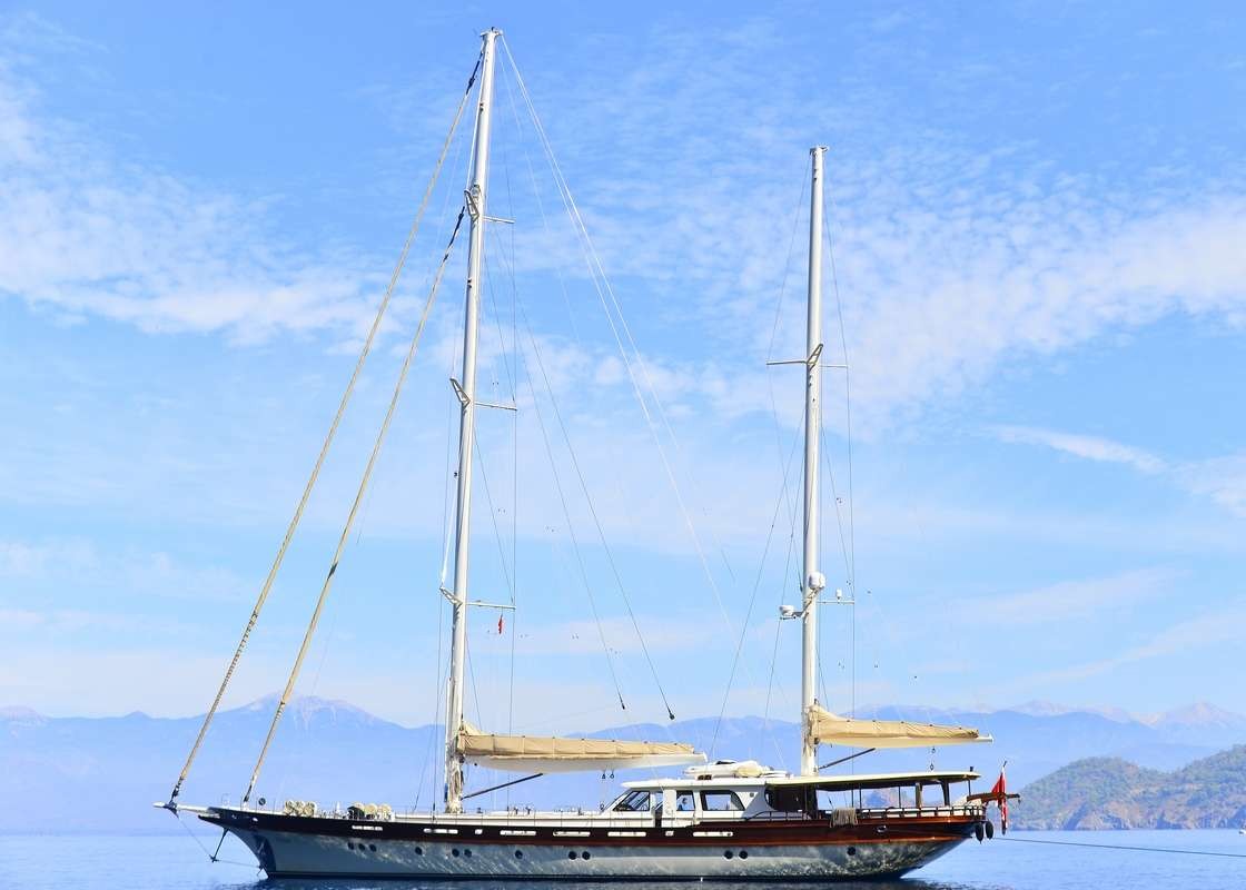 yacht-87197