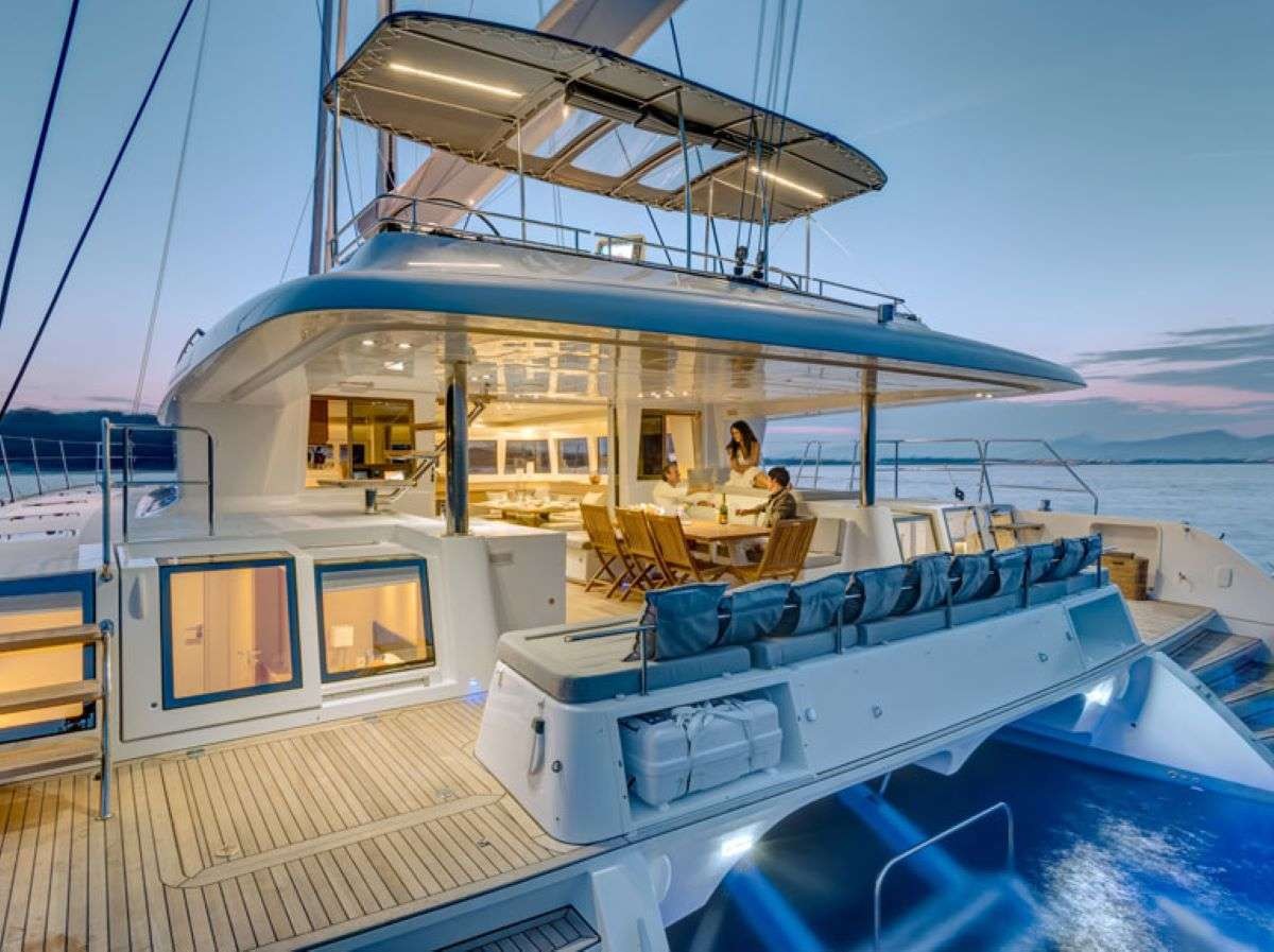 yacht-412076