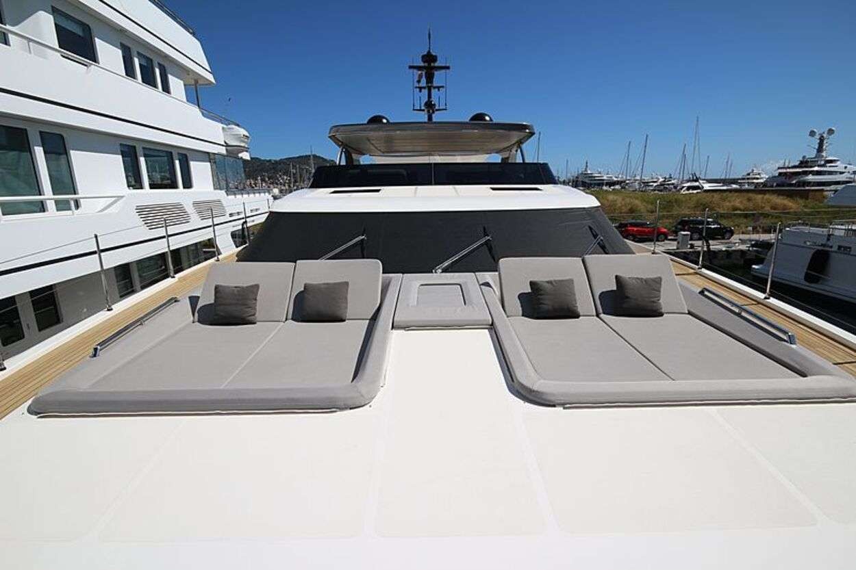 yacht-125579