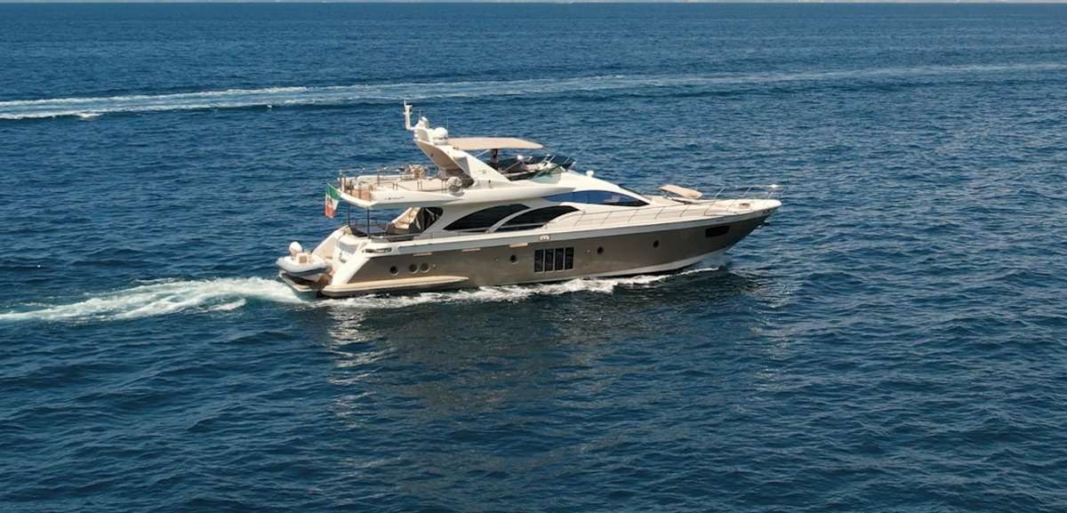 yacht-381024