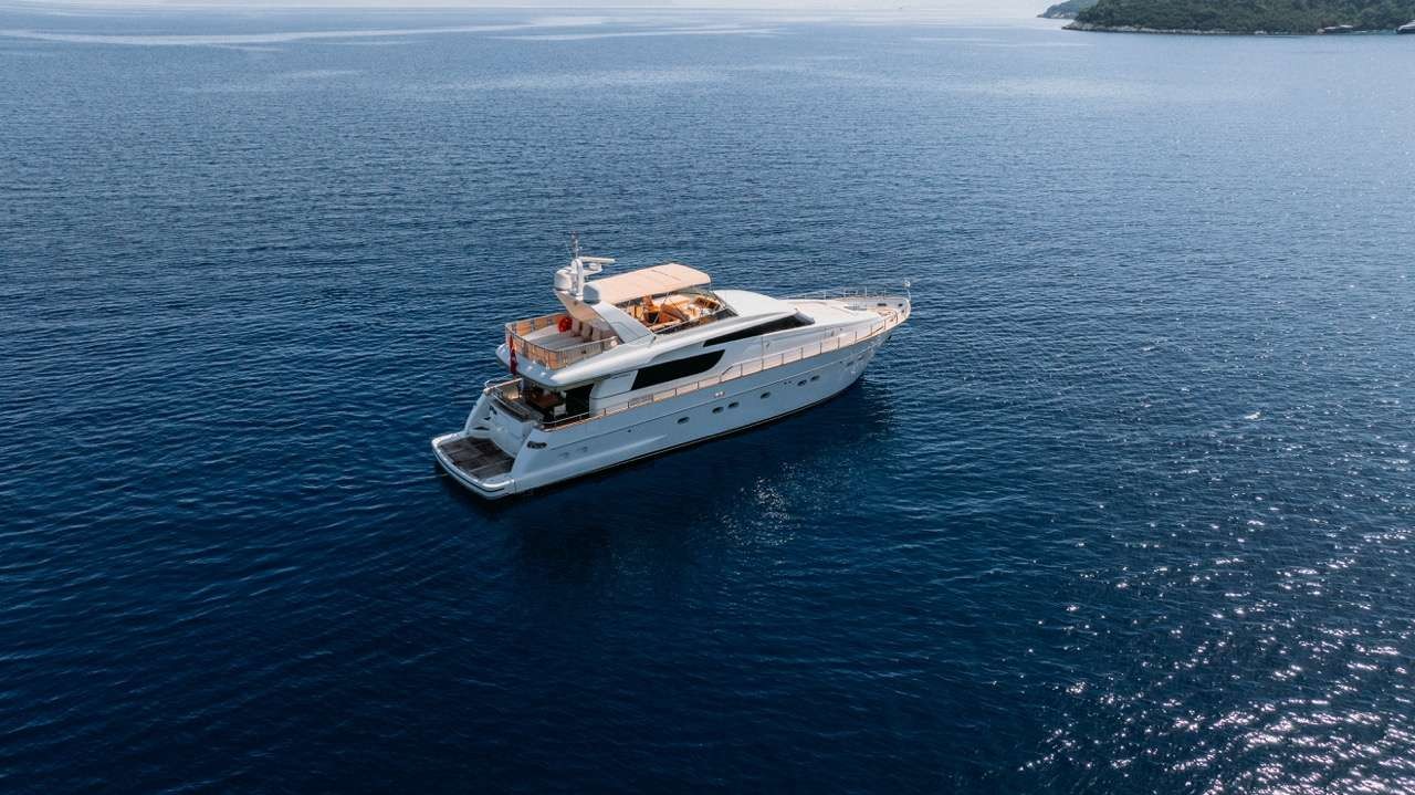 yacht-437965