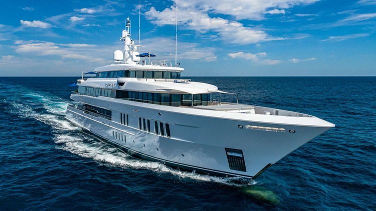 TOP FIVE II YACHT CHARTER MOTOR BOAT